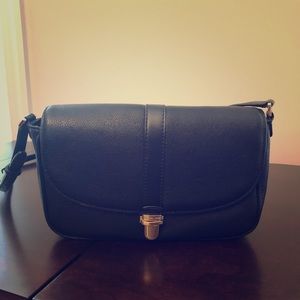 Black Michael Kors Crossbody Bag